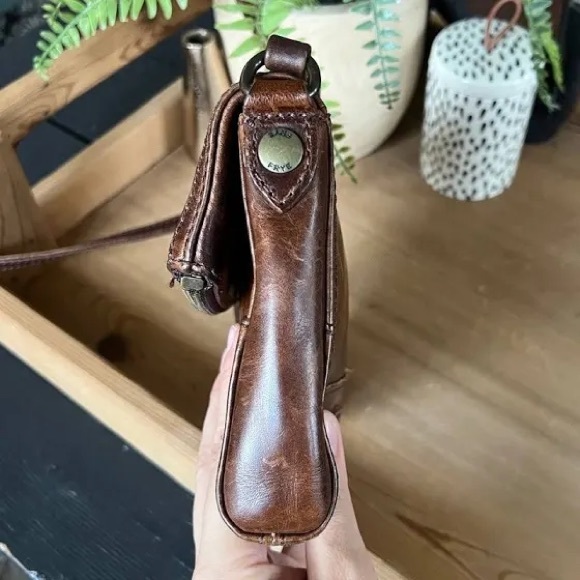 Frye Leather Fold Over Crossbody. Offers accepted - Picture 4 of 7